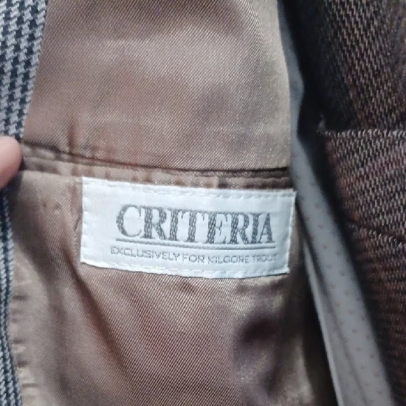 Classic Custom Men's Plaid Gray 3-Piece Suit, 42L / 36W x 32L - Picture 4 of 16